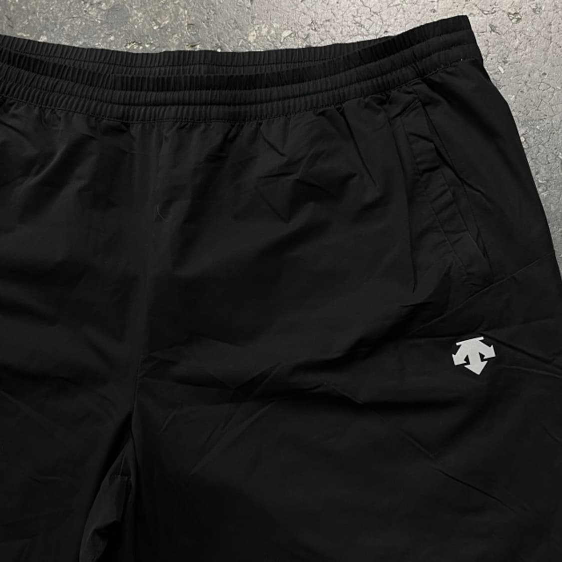 105 데상트 반바지  상품이미지2