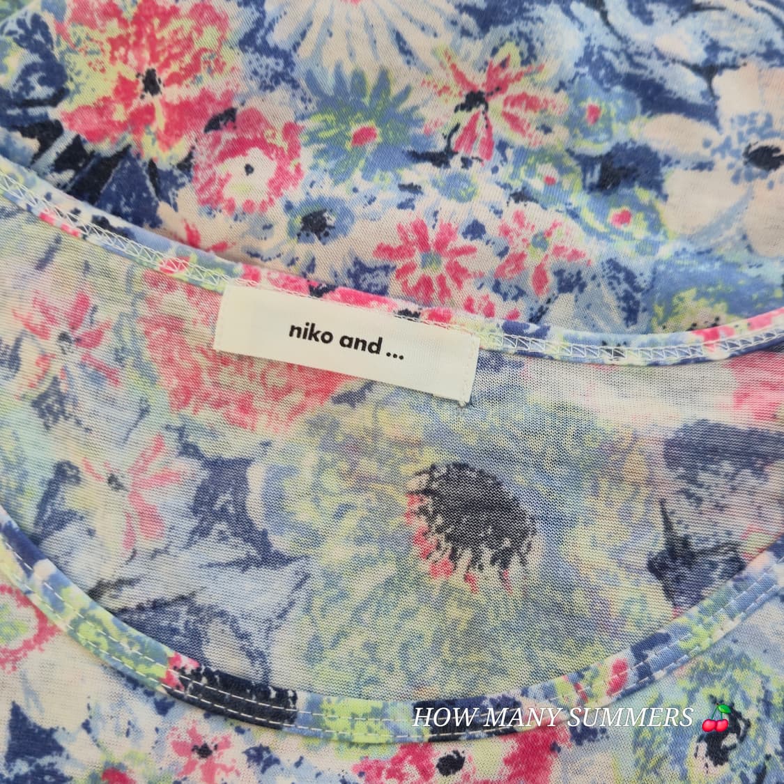 Niko and 플라워 패턴 슬리브리스  상품이미지8