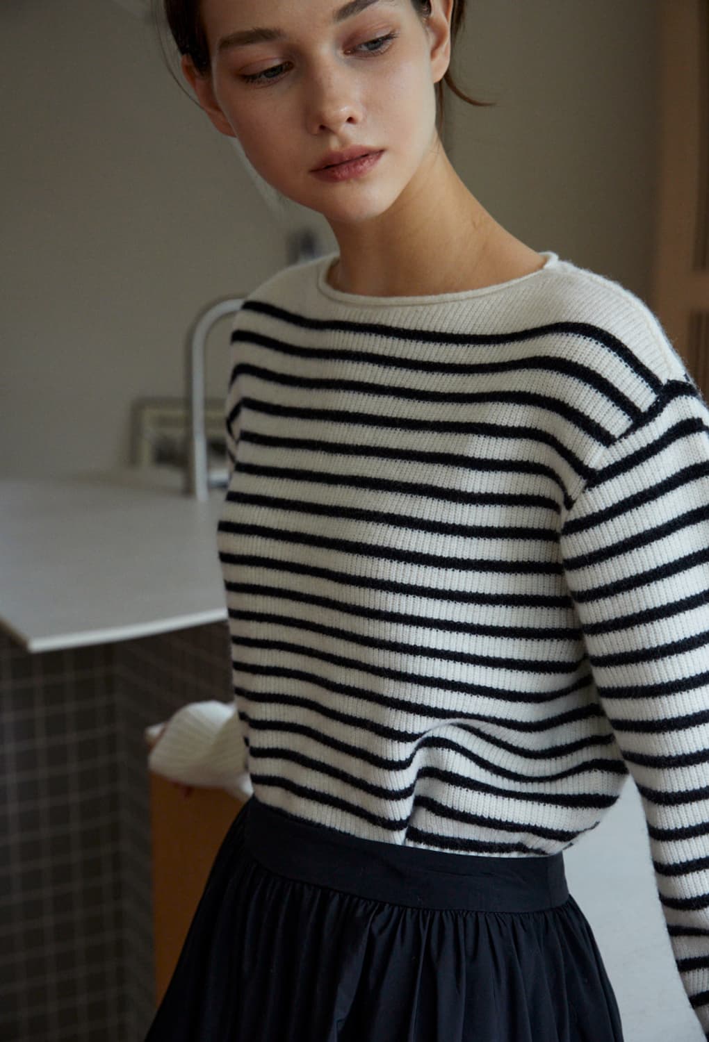 엘로주 elloge 루이스 보트넥 니트 상품이미지5