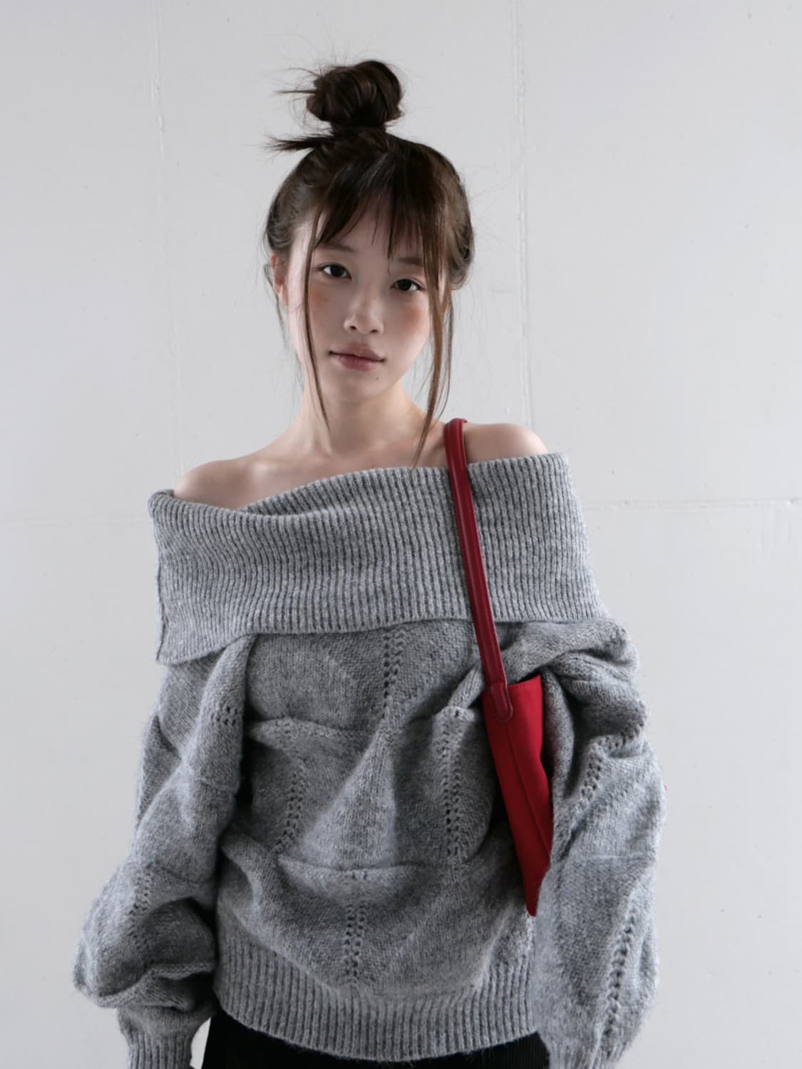 베이비랩 다이아 오프숄더 니트 그레이 상품이미지2