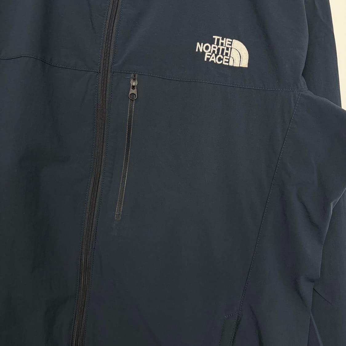 노스페이스 마운틴 소프트쉘 바람막이 자켓 상품이미지5