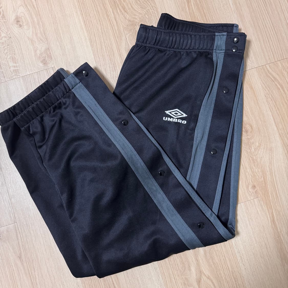 (L) 슈프림 엄브로 트랙팬츠 상품이미지1