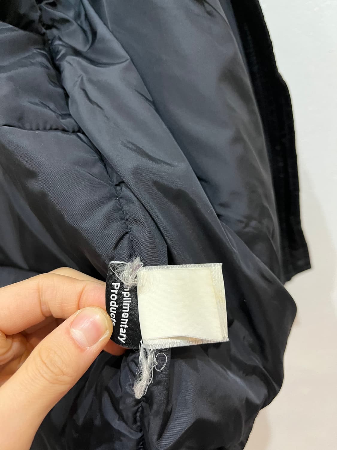 노스페이스 패딩 블랙 105 상품이미지6