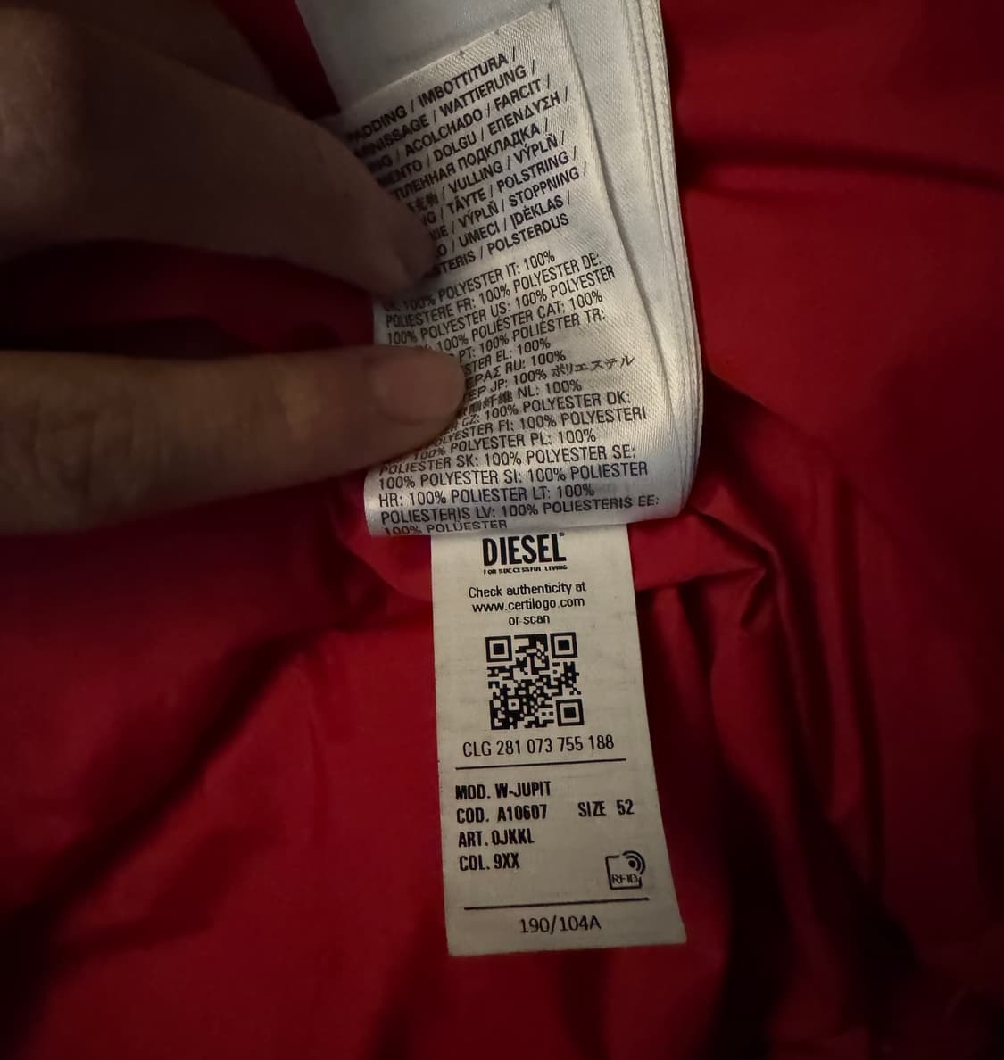 남성 W 쥬피트 맥시 로고 패딩 재킷 - 블랙  상품이미지4