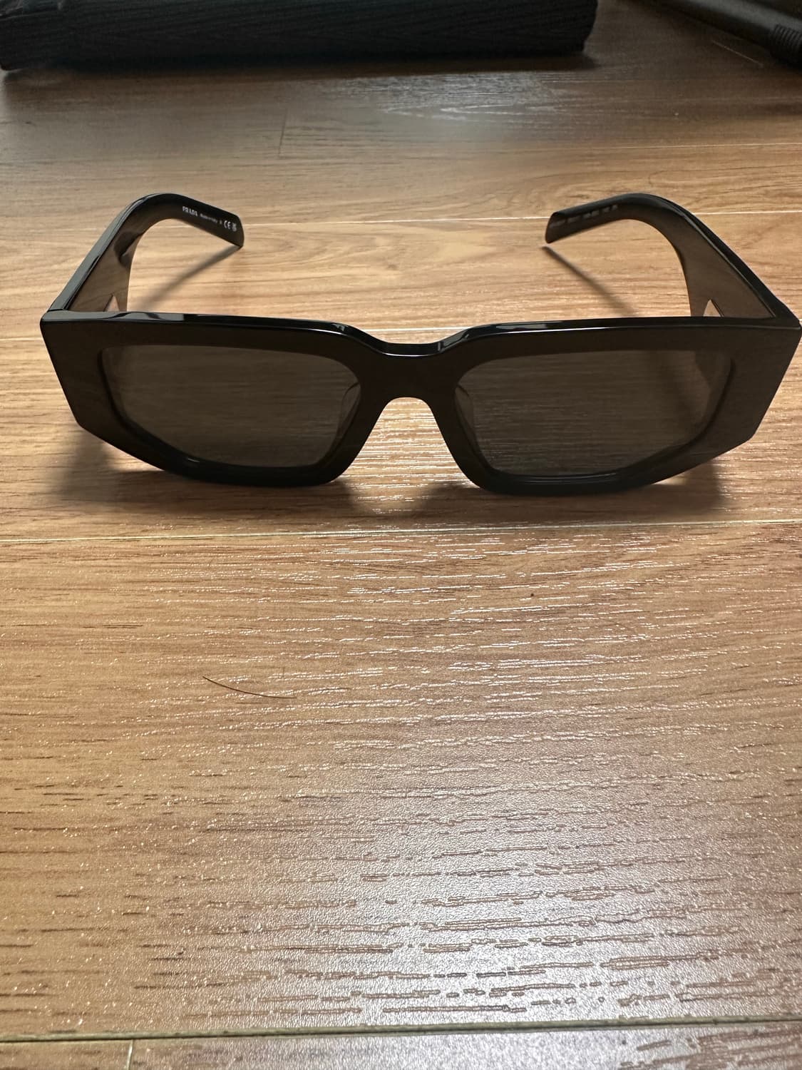 프라다 선글라스 상품이미지1