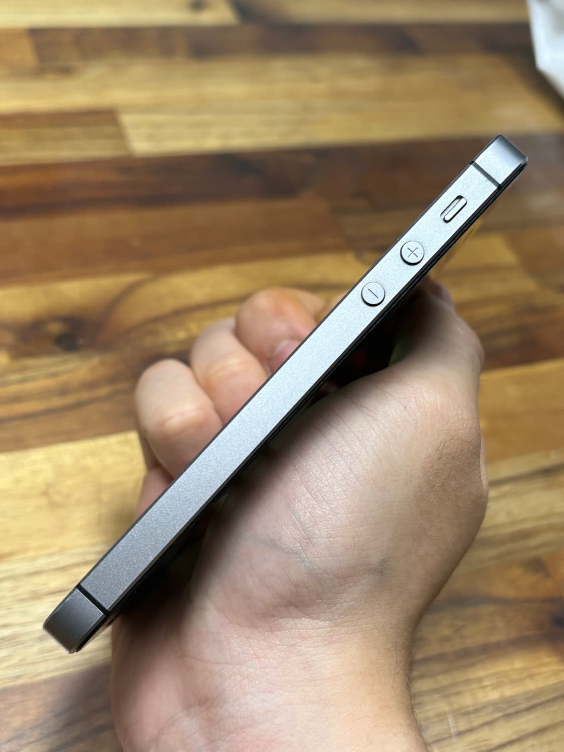 Apple ihpone SE1 SpaceGrey 64gb  상품이미지3