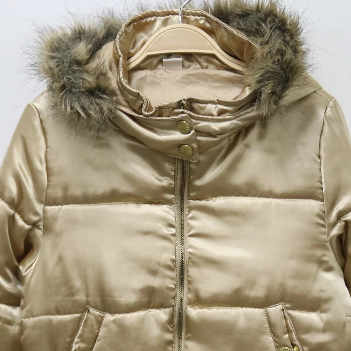 RICHE GLAMOUR 유광 크롭 패딩 60799 상품이미지3