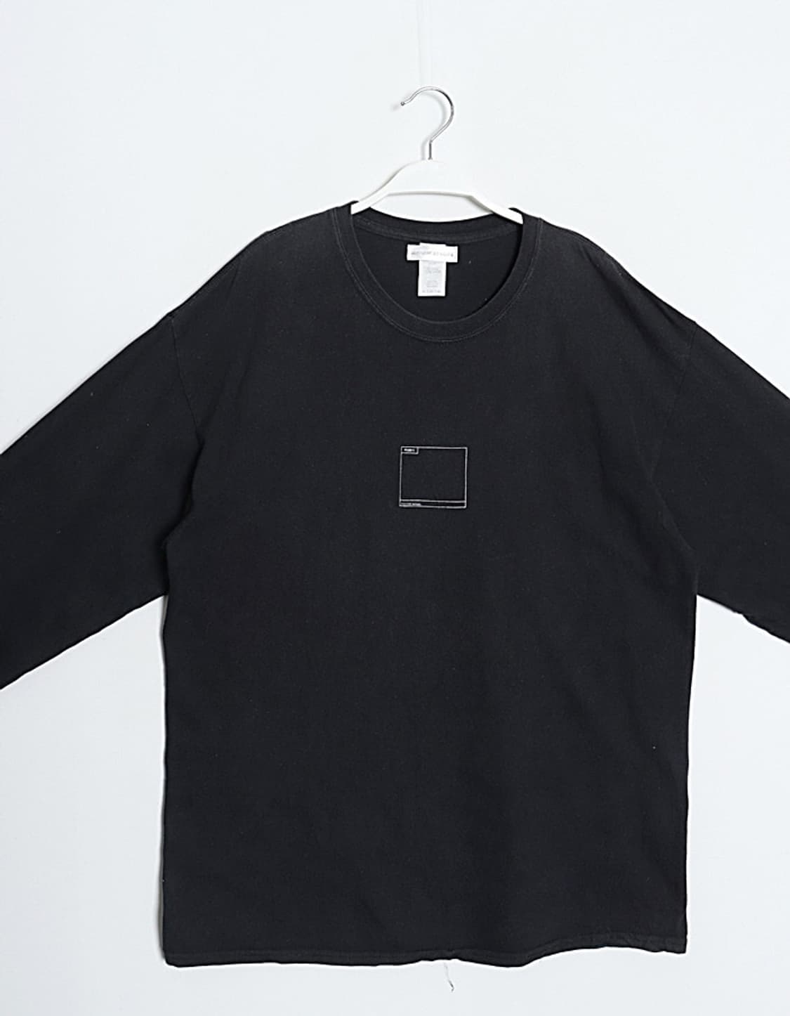 BUSINESS AS USUAL Print L/S 상품이미지2