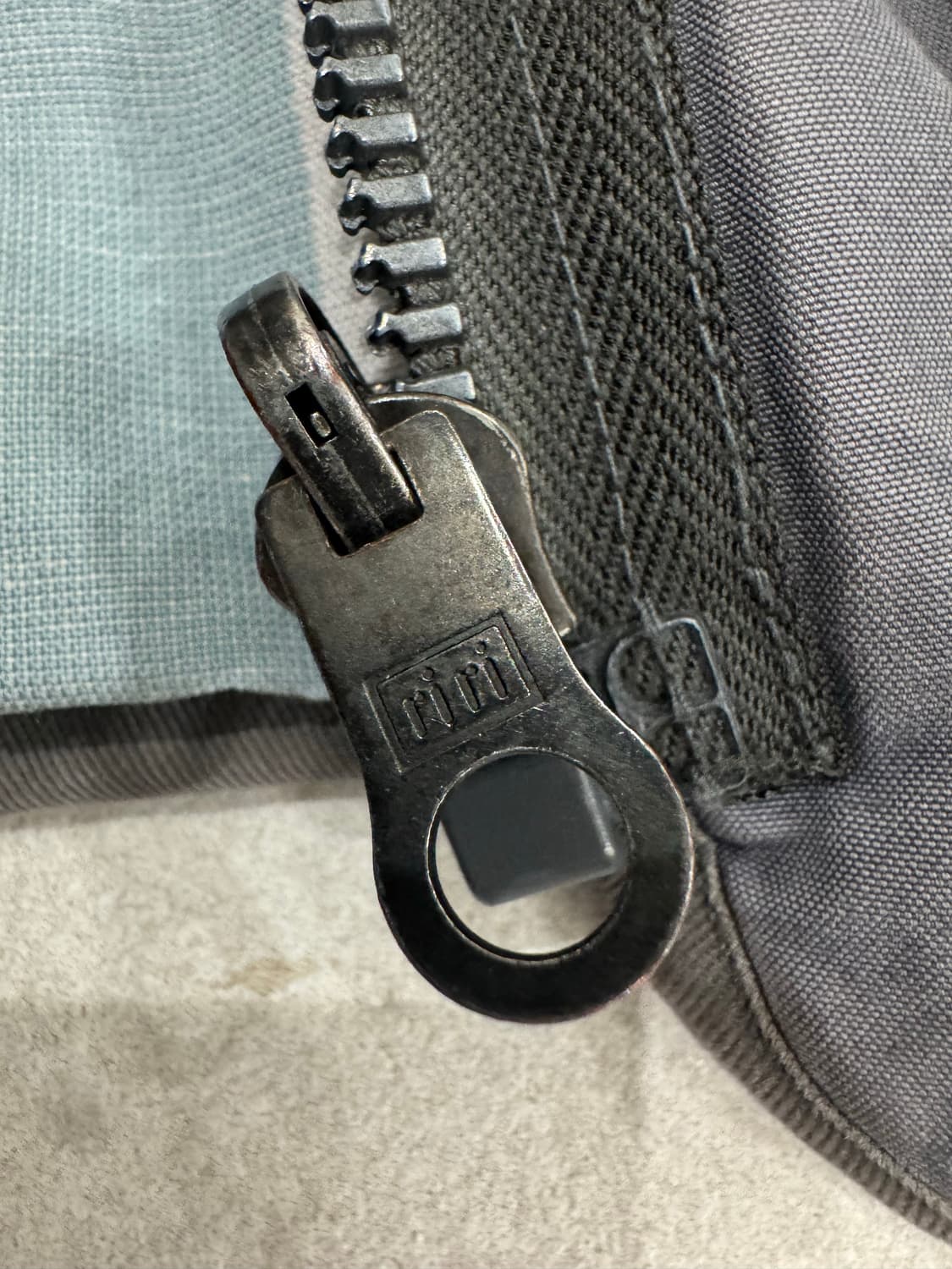 비즈빔 아이리스 라이너 베스트 iris liner vest  20aw 상품이미지2