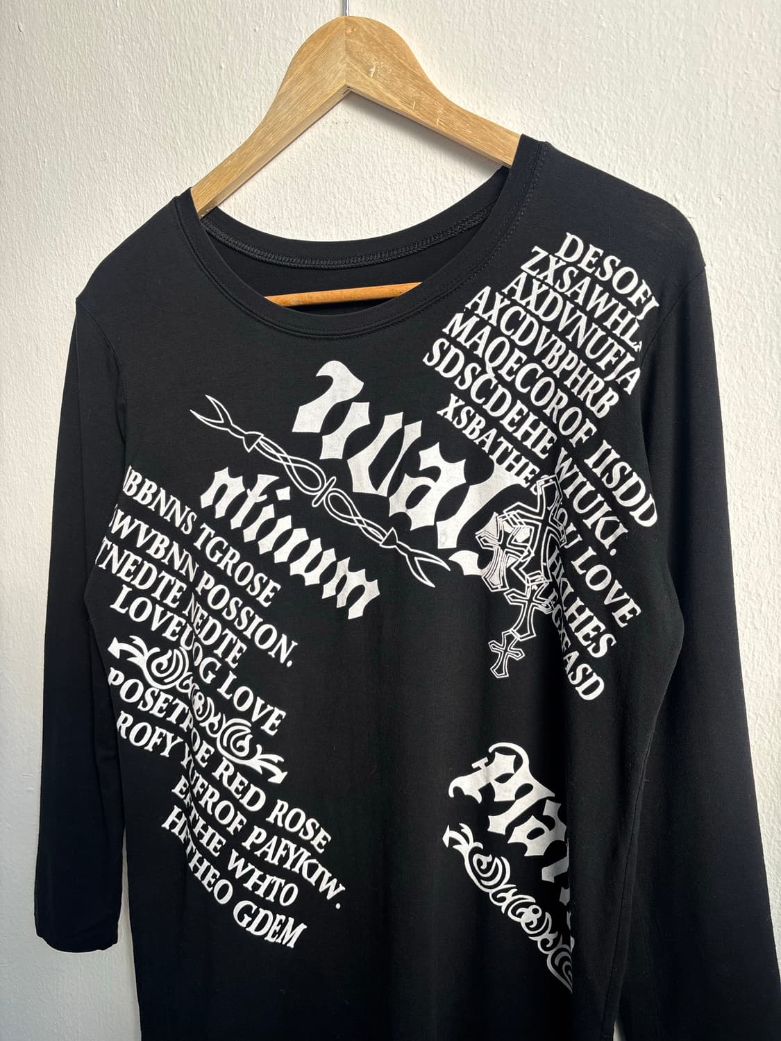 Vintage Black Graphic Long Sleeve 상품이미지5