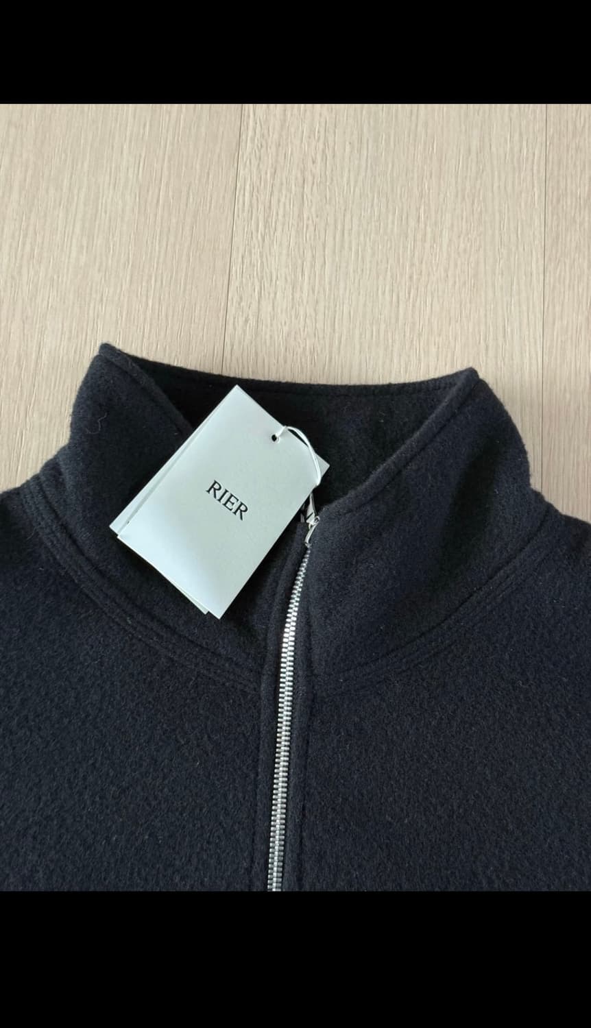 (L) RIER Fleece black 리에르 플리스 블랙 상품이미지2