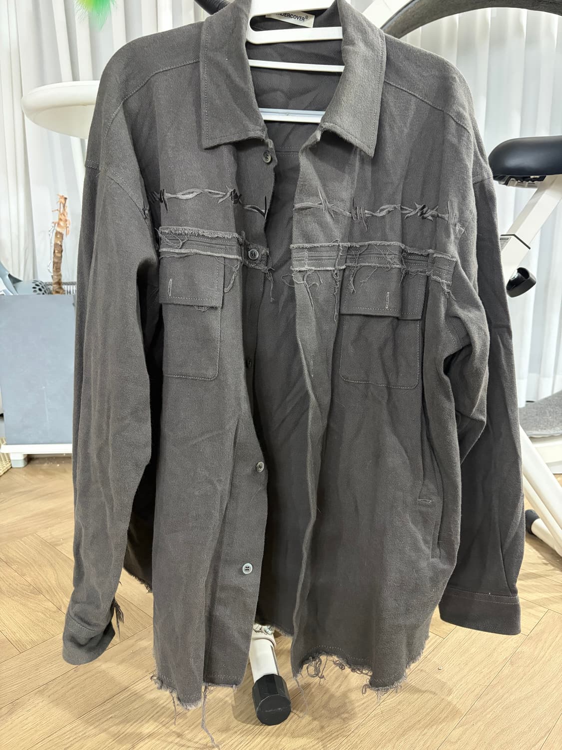 언더커버 와이어 패턴 자수 셔츠 상품이미지1