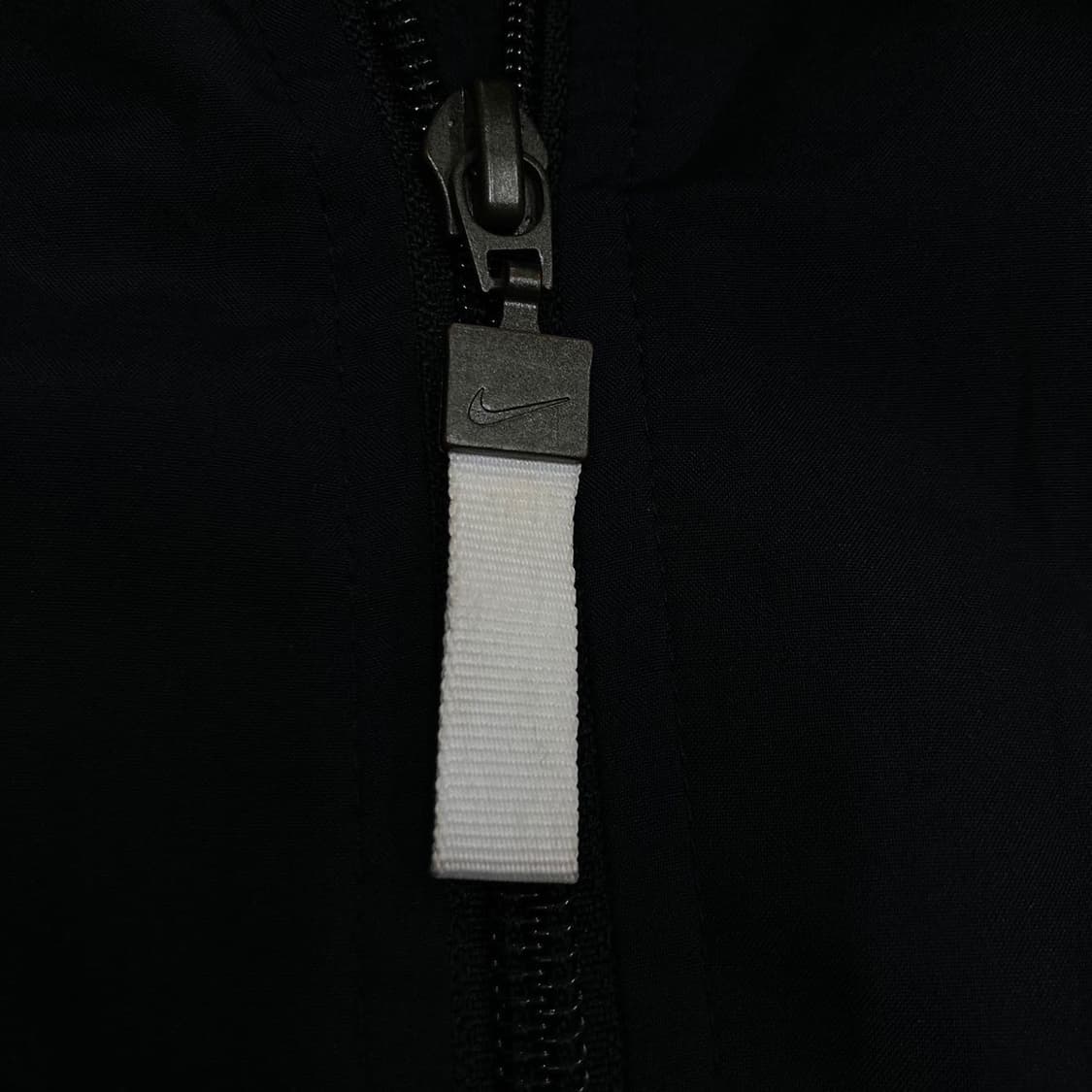 Nike 00,s  나이키 자수 스우시 블랙 사이드라인 상품이미지3