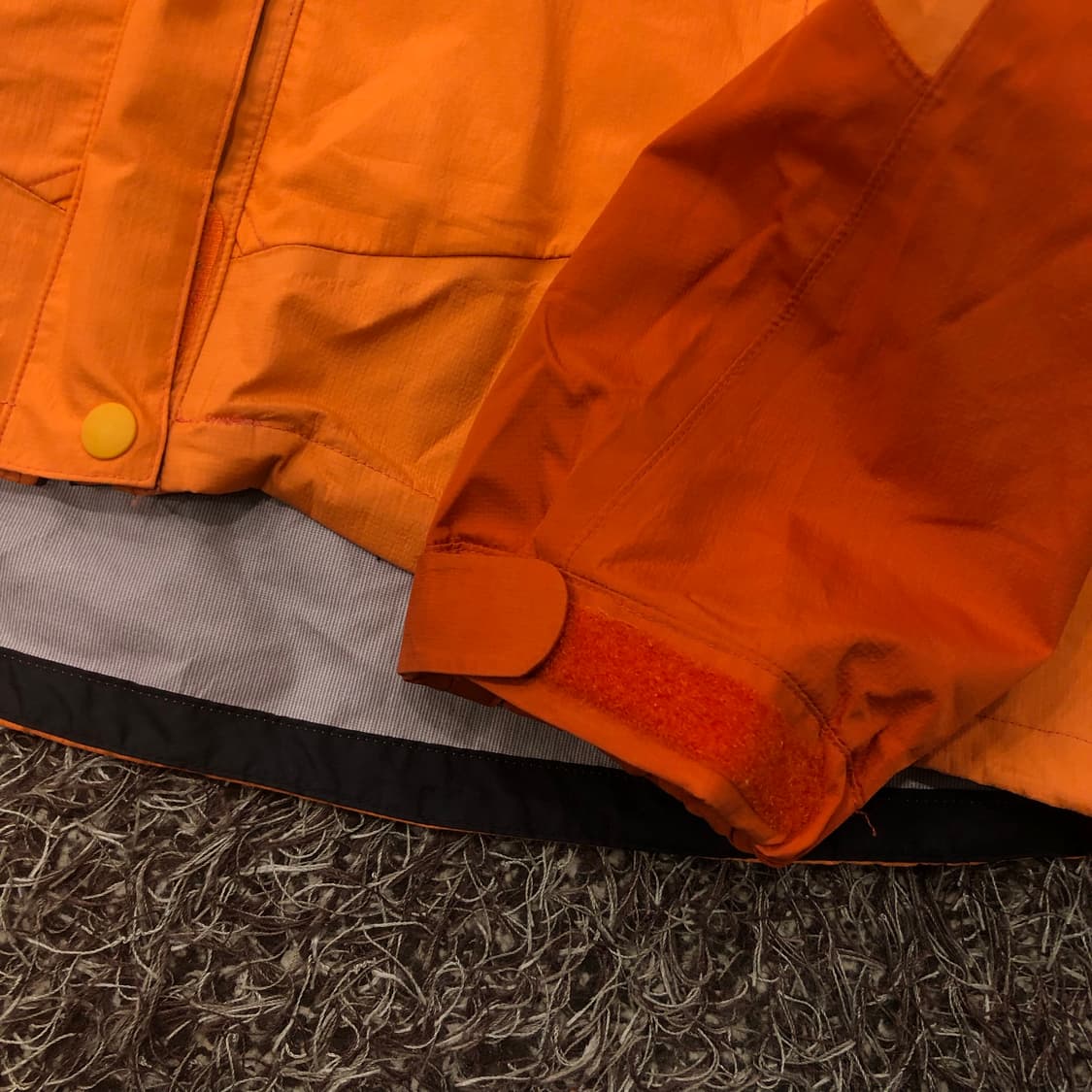 M 몽벨 오렌지 나일론 바람막이 마운틴 자켓 상품이미지3