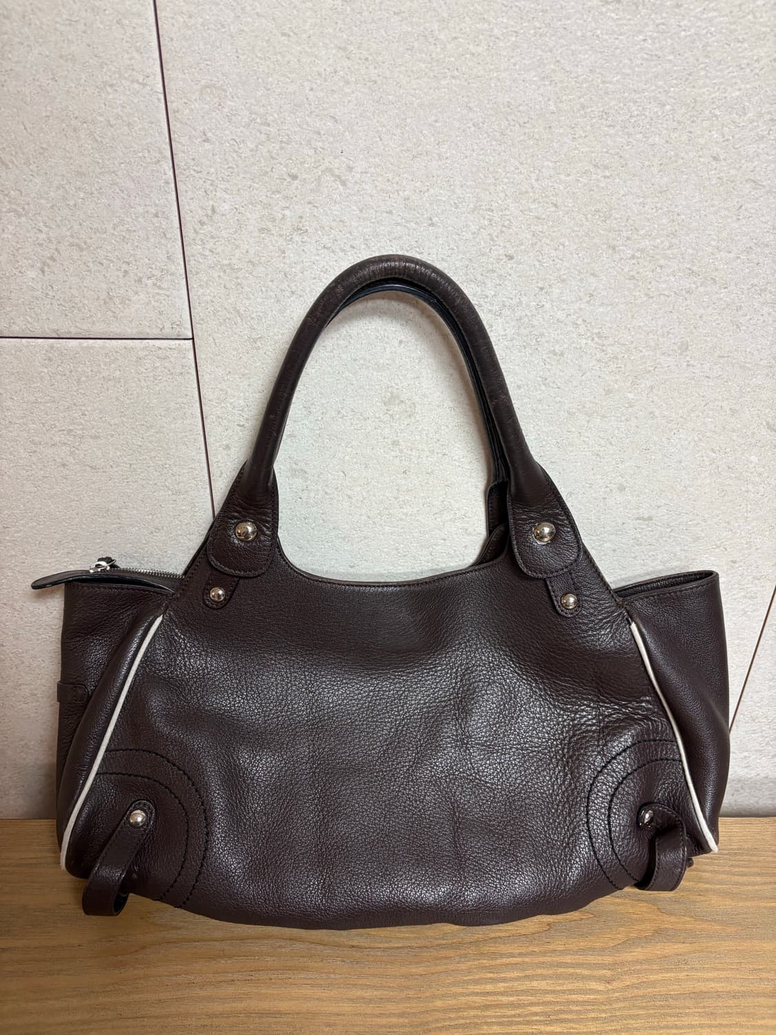 페라가모 라탄 디테일 백 상품이미지2