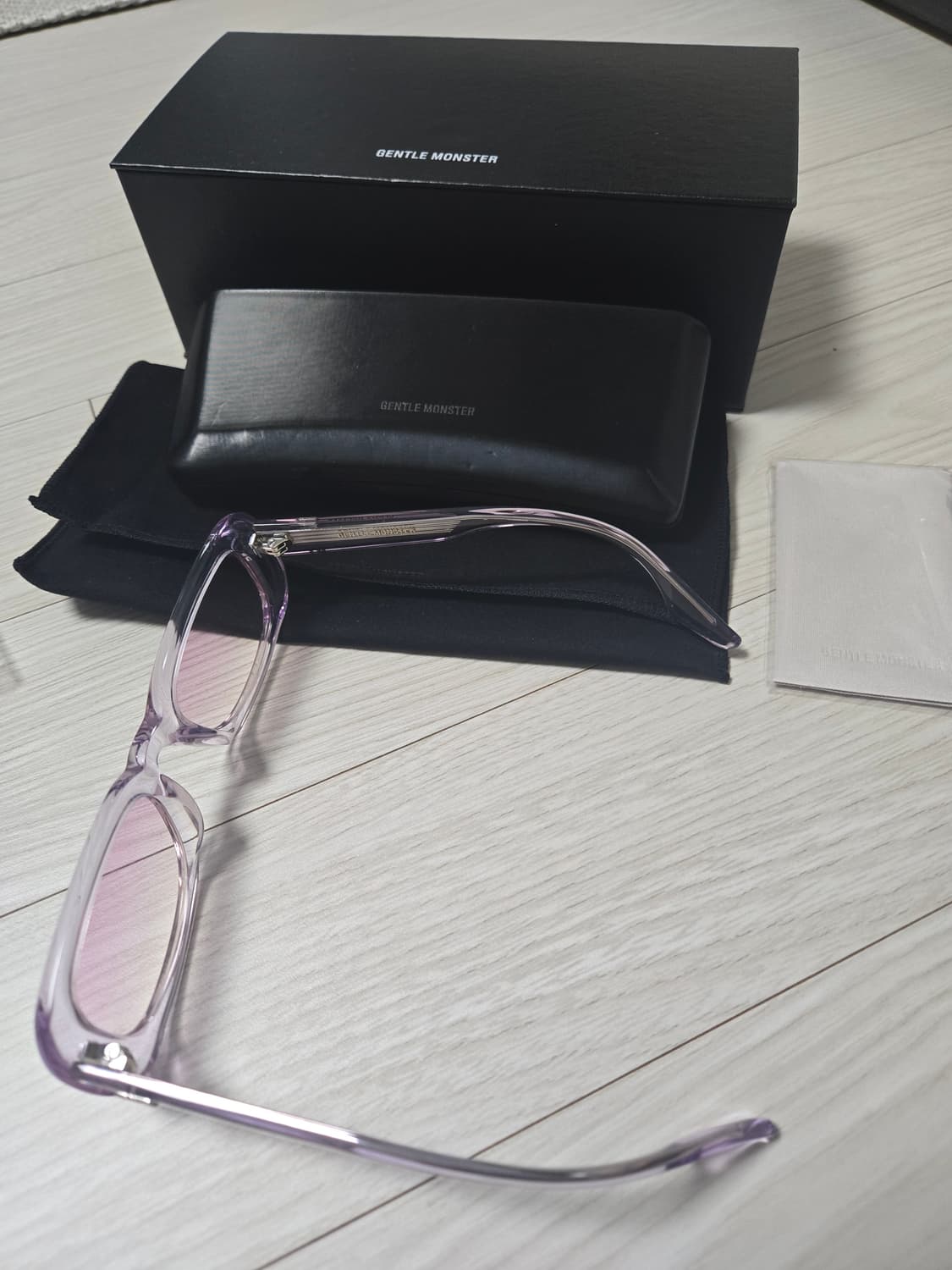 젠틀몬스터 블리스 VC5 선글라스  상품이미지4