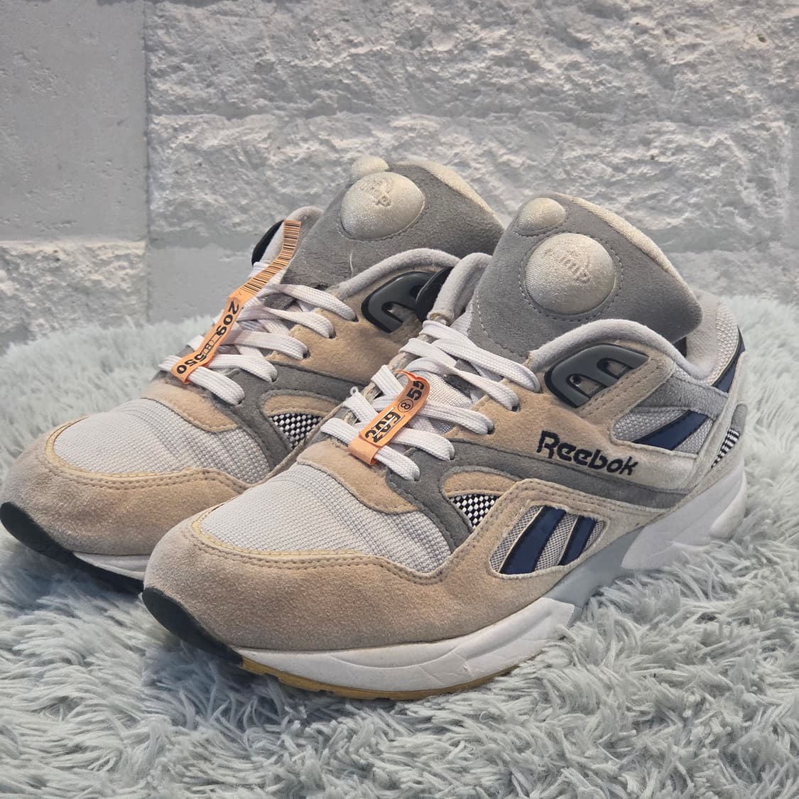 7a-14:리복 아즈트렉 96 그레이 네이비 250mm-세탁완료 상품이미지1