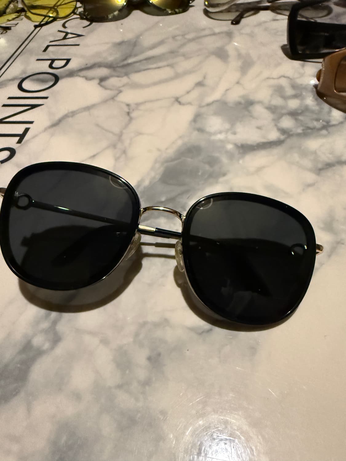 페라가모 선글라스 상품이미지1