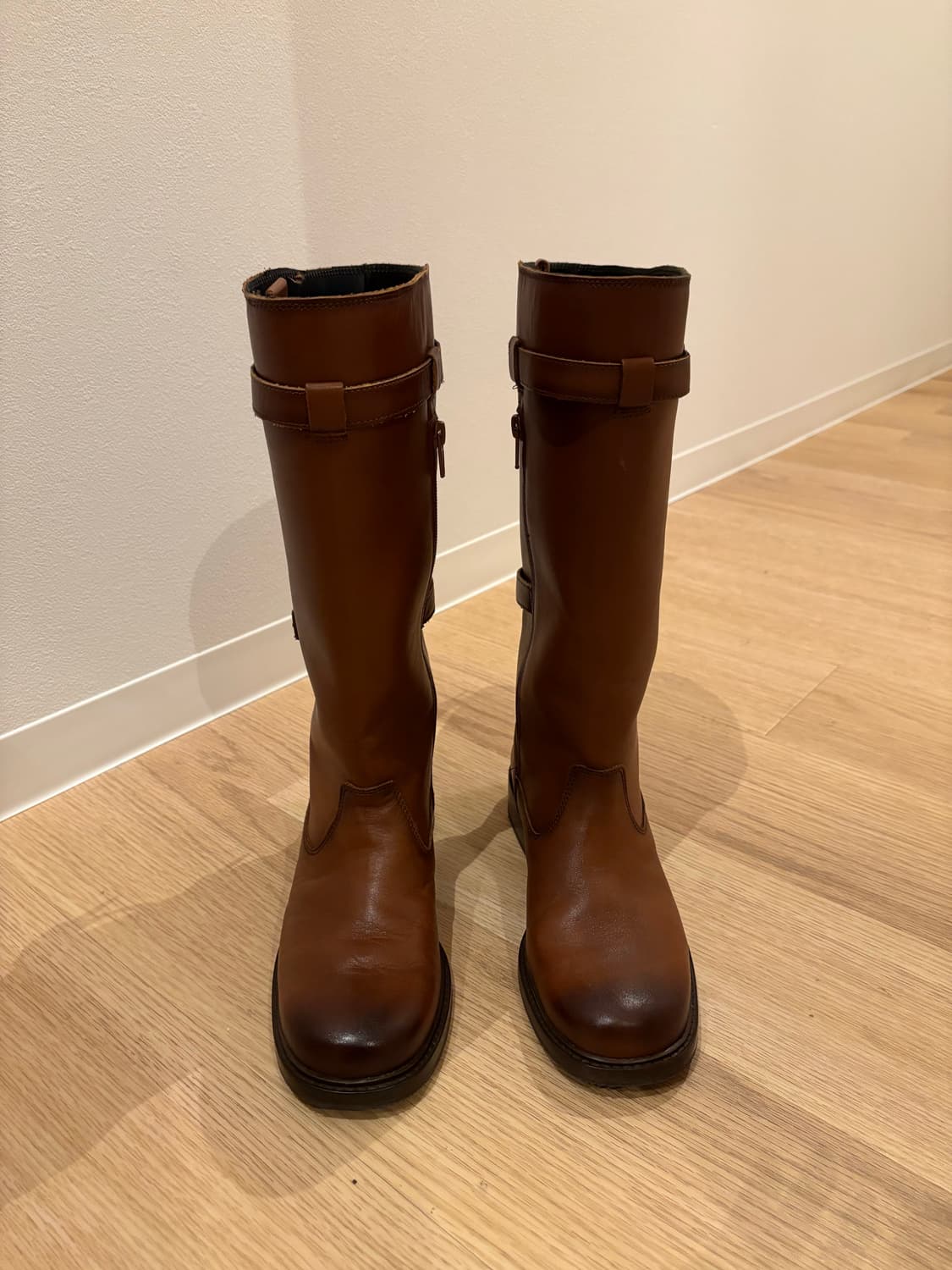 ZARA 자라 버클 디테일 한정판 소가죽 부츠 상품이미지2