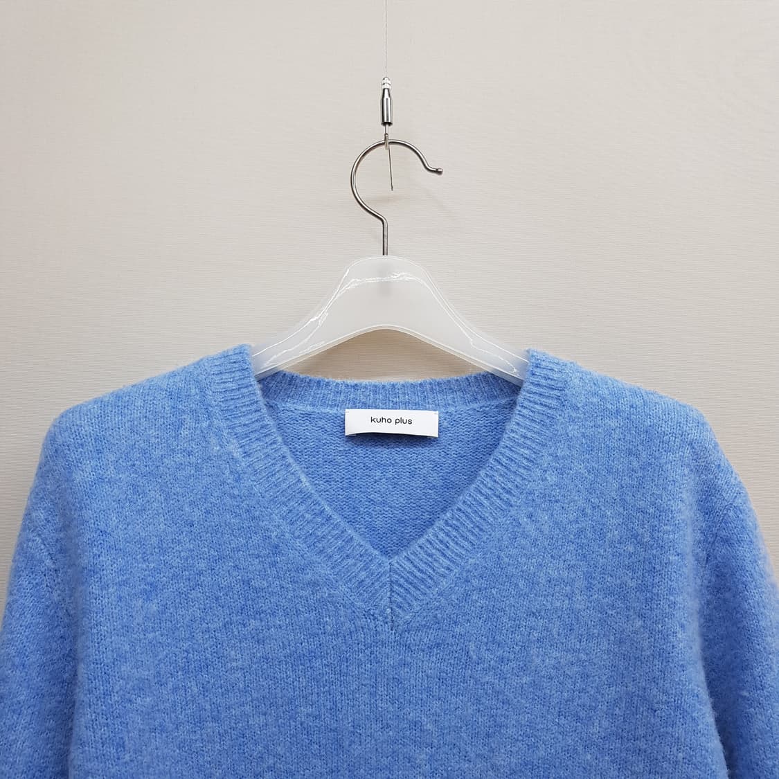 구호플러스 2023 브이넥 니트 1사이즈 상품이미지2