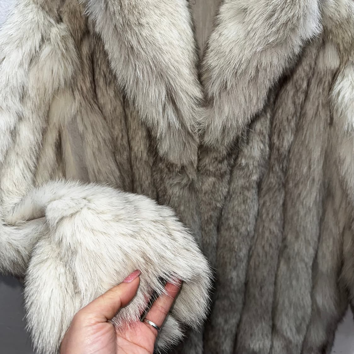 화이트 그레이 사가폭스 퍼자켓M 상품이미지5