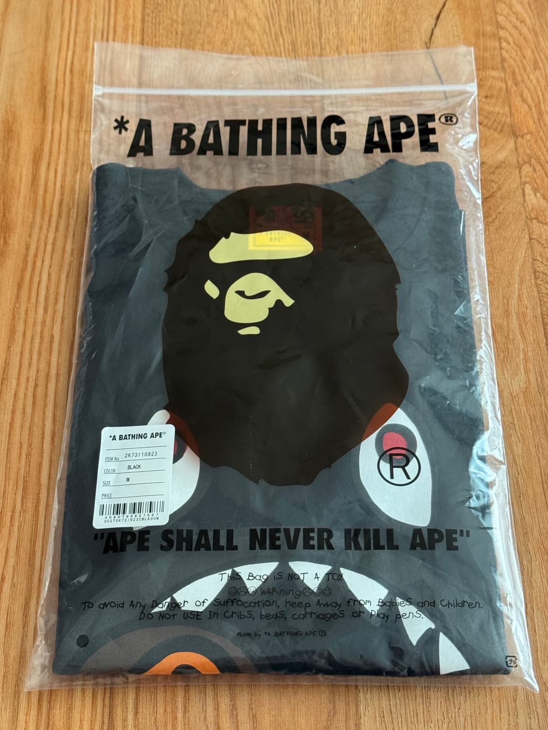 [신상 새상품] BAPE 베이프x 조슈아 비데스 콜라보 샤크 마일로 반팔 상품이미지1