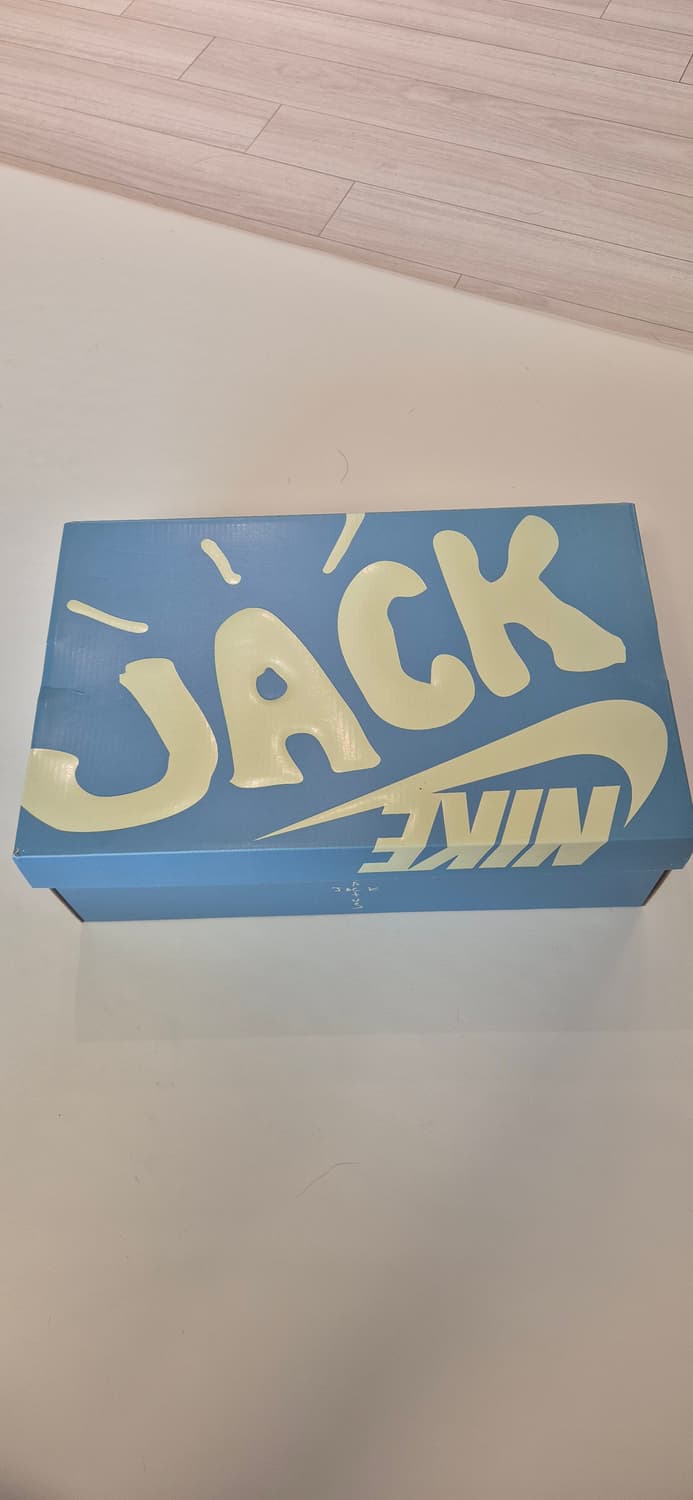 나이키 줌잭스필드 300 상품이미지1