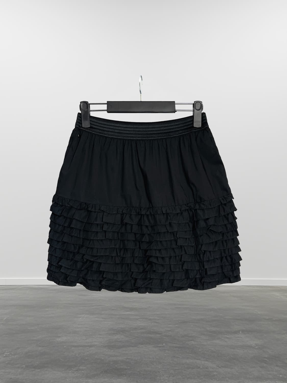 TO BE CHIC 프릴 미니 스커트 상품이미지1