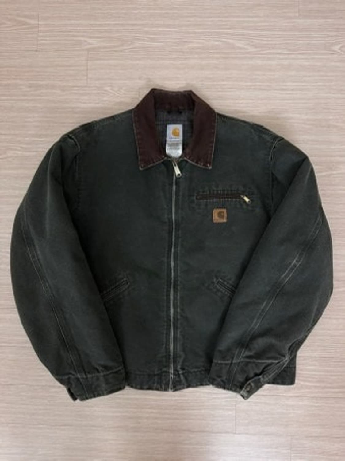 칼하트 j97 mos M/L size 구매합니다 상품이미지1