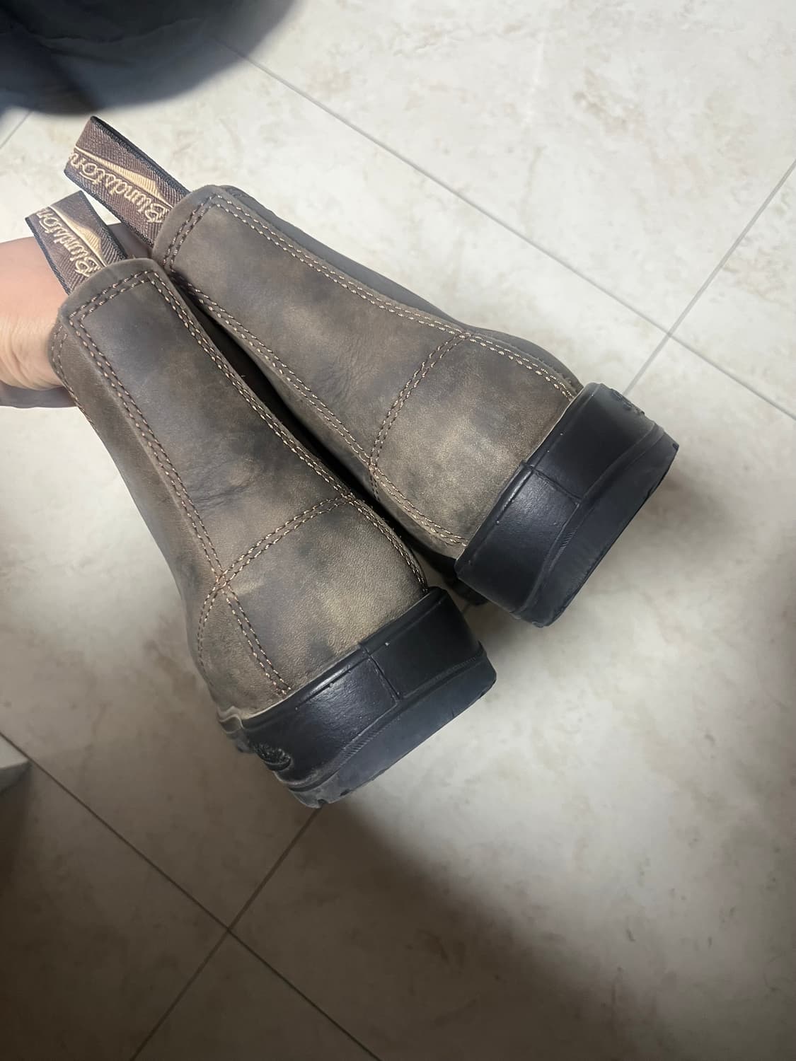 블런드스톤 러스틱브라운 270 상품이미지3