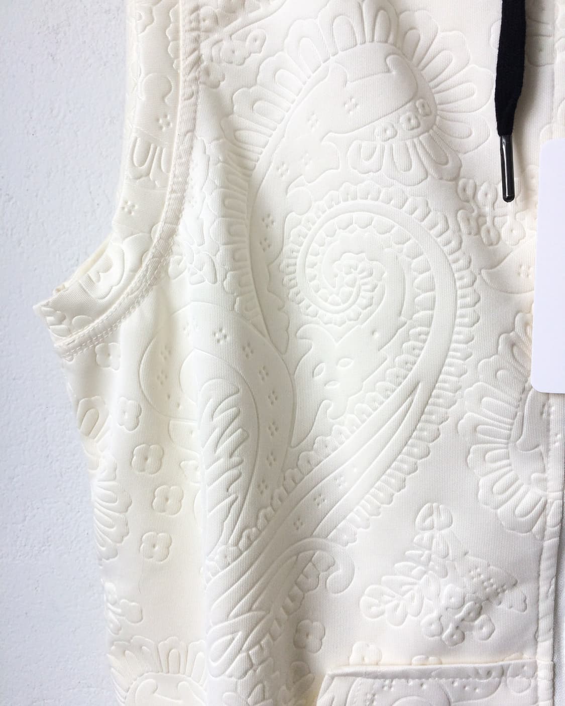 Paisley patern hood zip up vest 상품이미지4