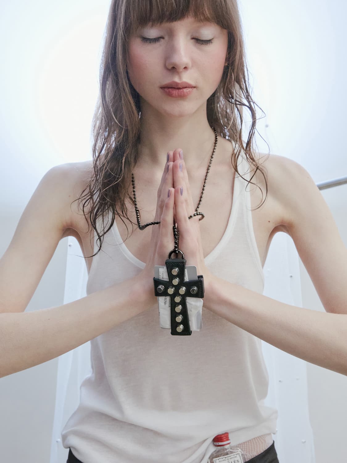 스컬프터 카드지갑 Cross Stud Strap Wallet Black 상품이미지1