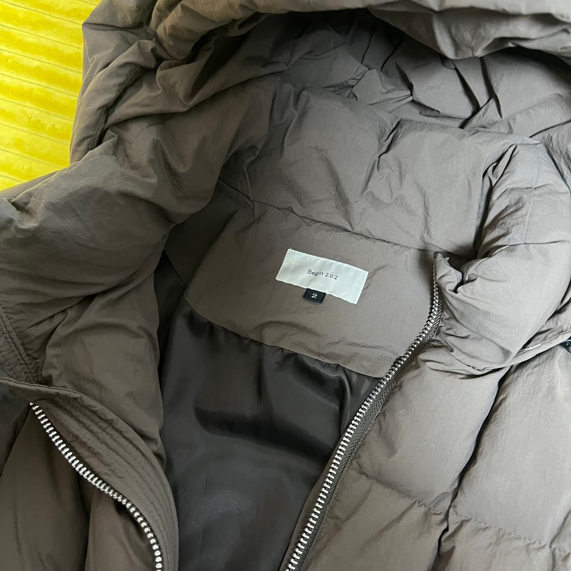 비긴202 에이트 헤비 다운 점퍼 [브라운] 2 상품이미지3