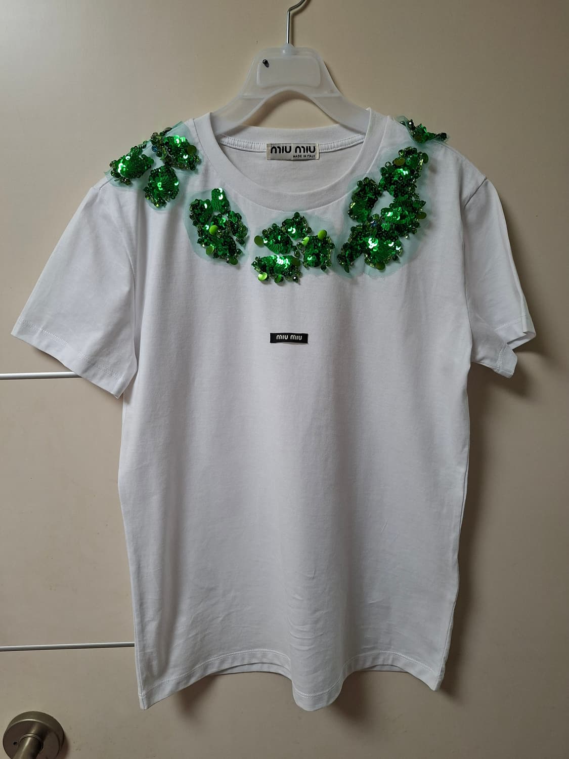 여성] 미우미우 정품 그린 스팽글 반팔 티셔츠 S 상품이미지1