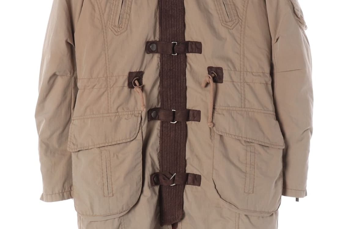 HUM 빈티지 무드 덤블 안감 버클 디테일 후드 야상 상품이미지5