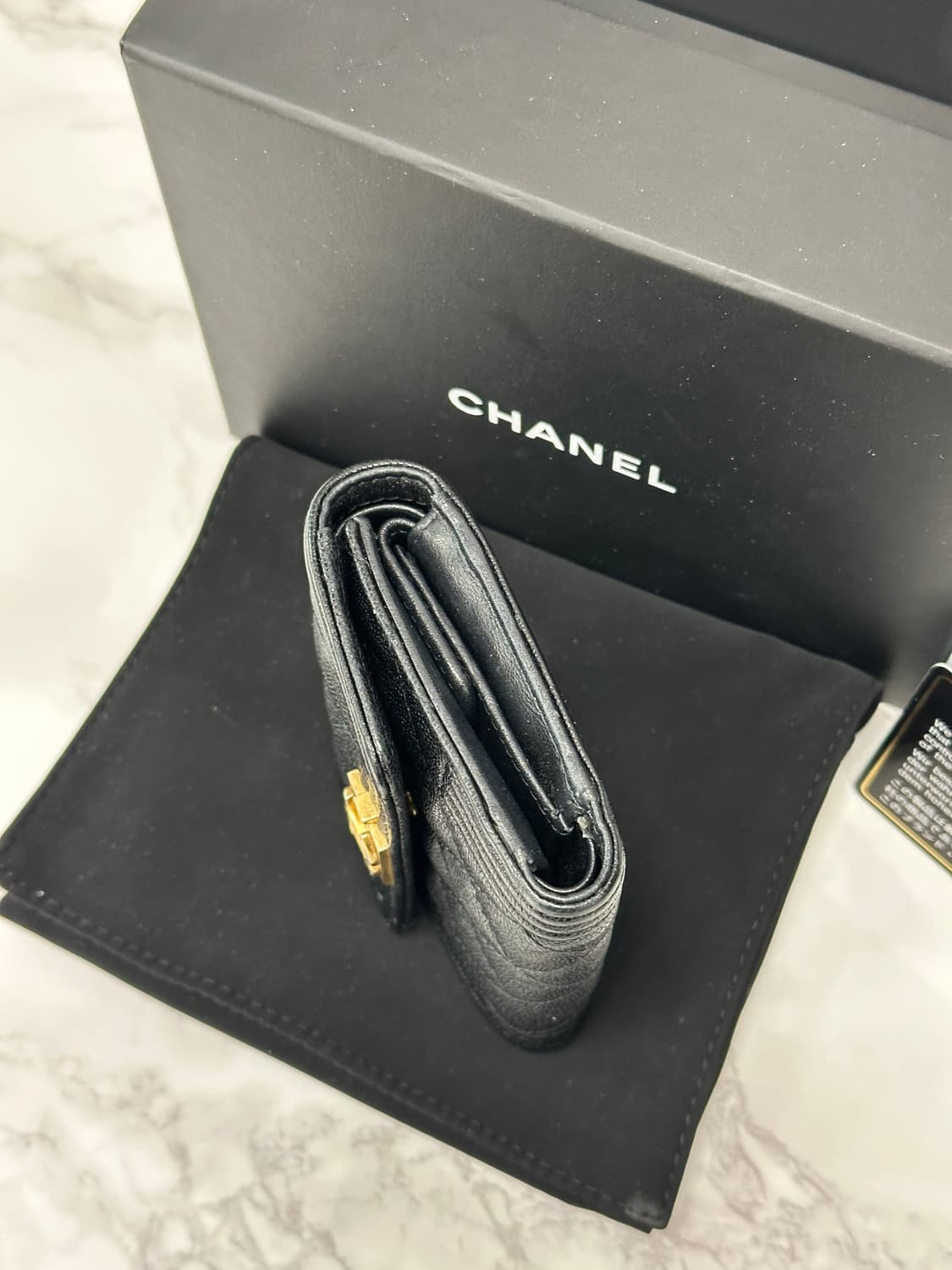 [정품] 샤넬 보이 플랩 지갑 카프스킨 골드 26번대 상품이미지5
