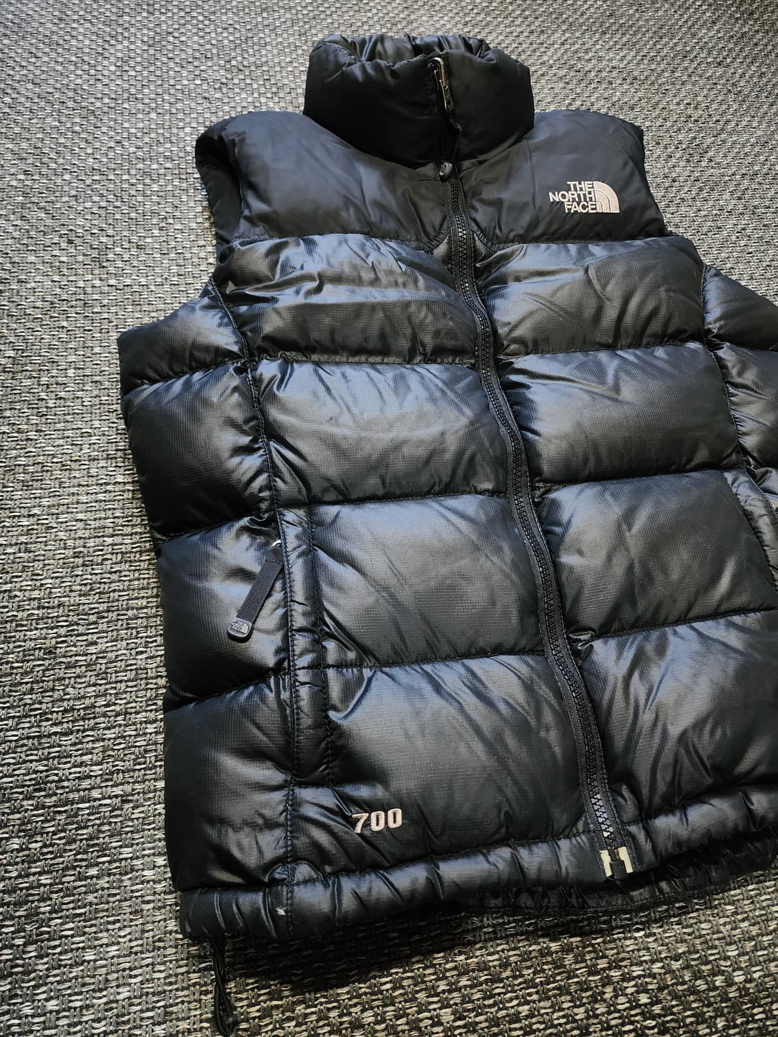 여성 노스페이스700 패딩 조끼  m사이즈  상품이미지9