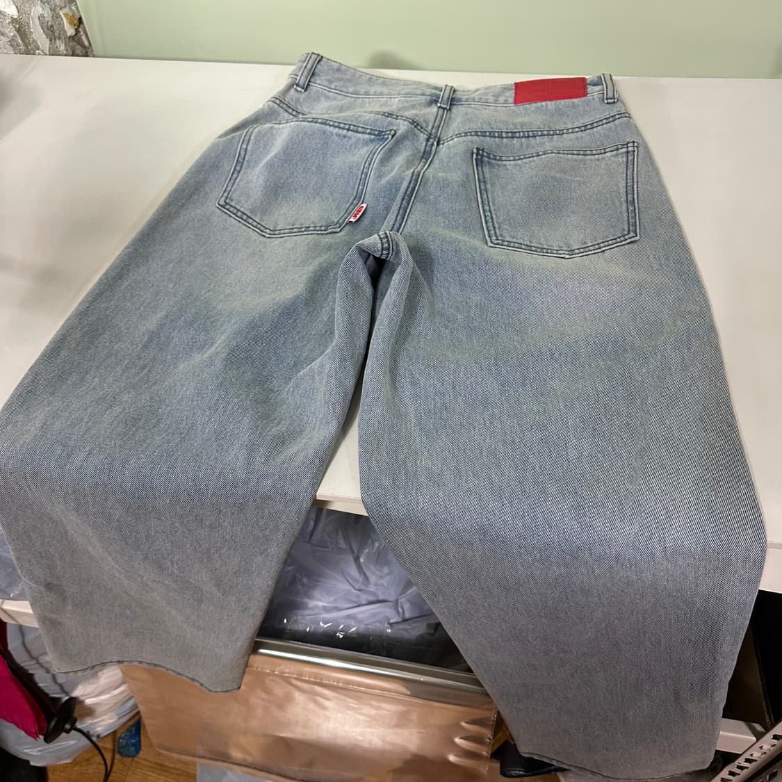 M 스컬프터 세미와이드 일자핏 연청워시드 사이드라인 데님팬츠 상품이미지6