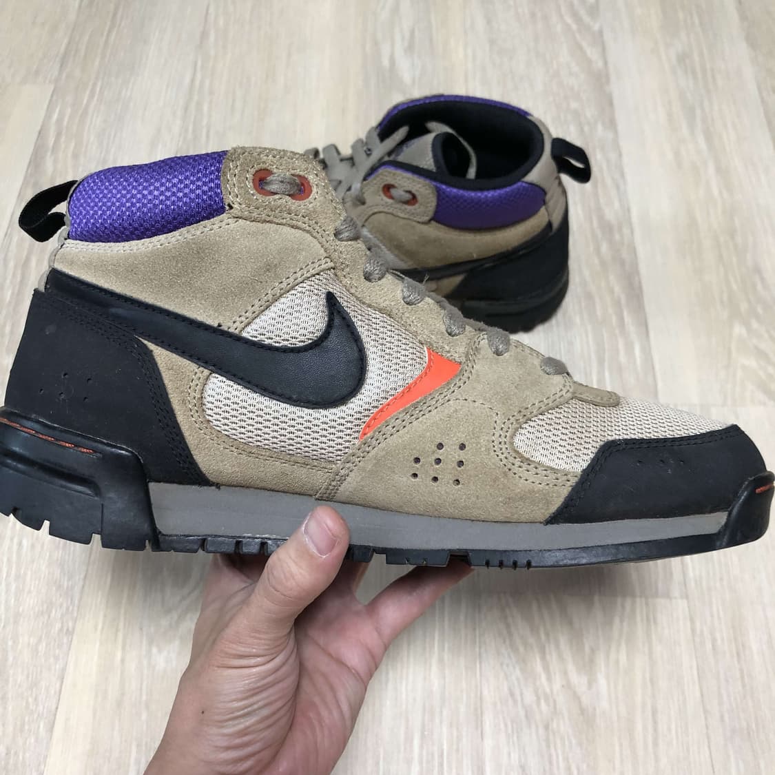 (260) 00's 나이키 NIKE ACG 파이로 클라스트 미드 베이지 상품이미지3
