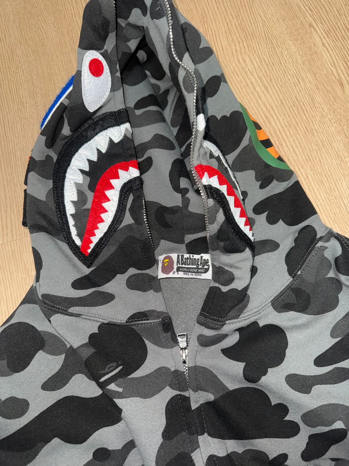 베이프 샤크후드 상품이미지2