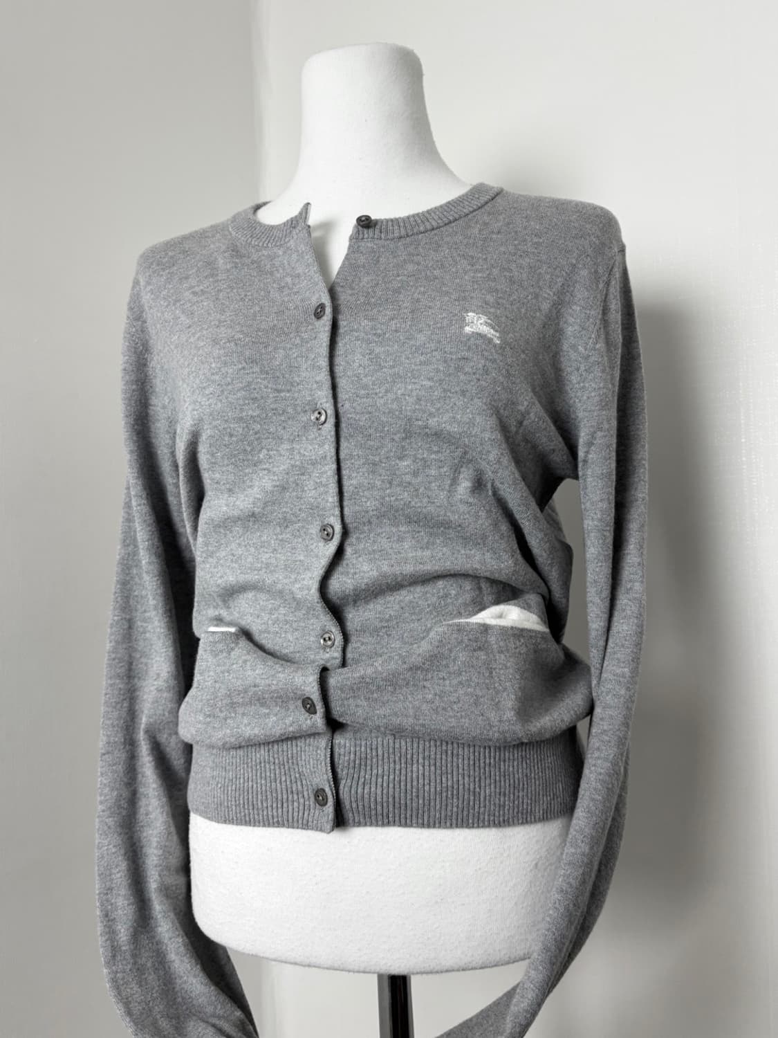 버버리 가디건 그레이 세트 상품이미지6