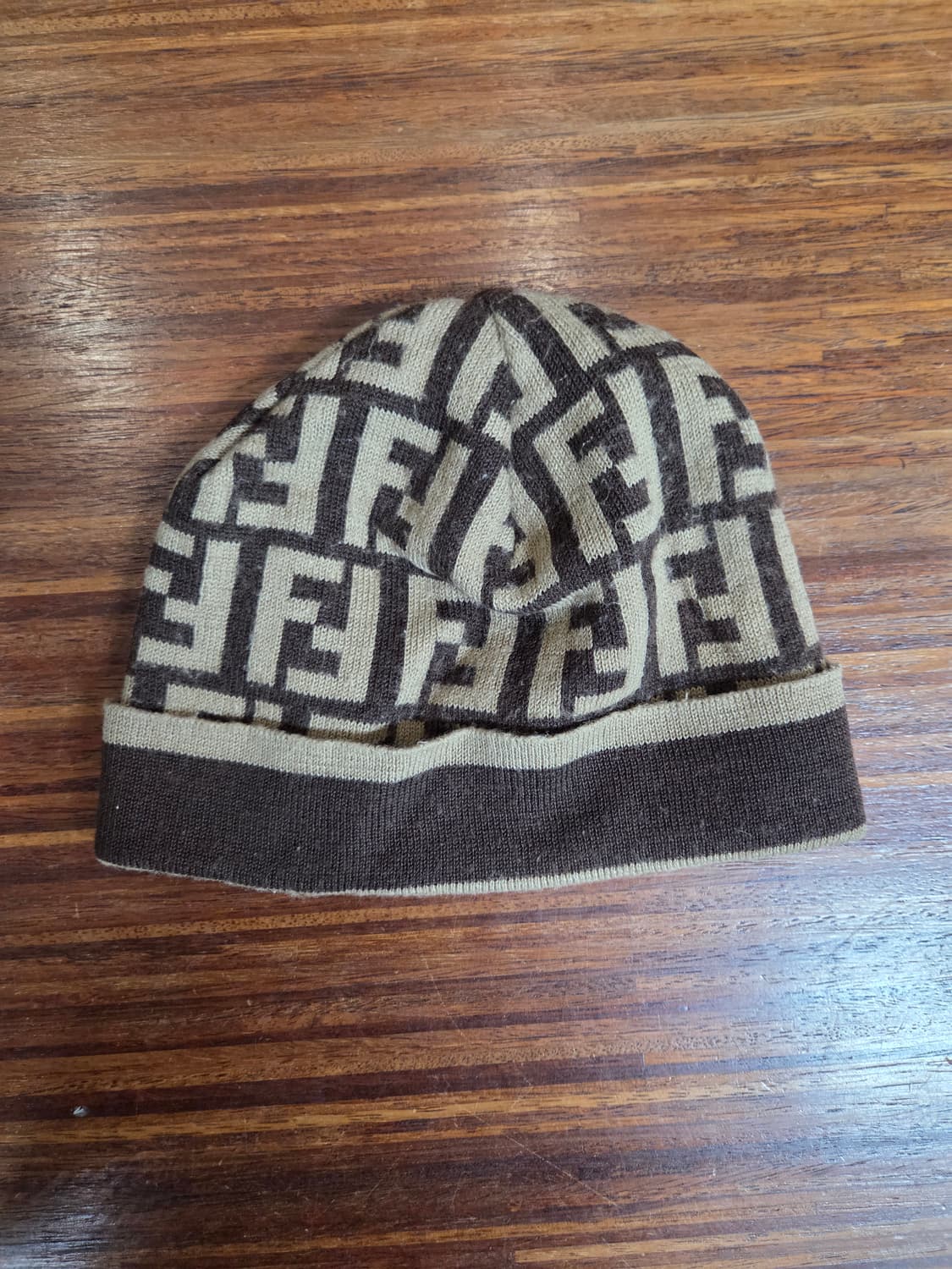 펜디 올드스쿨 멀티로고 울 비니 프리 상품이미지1