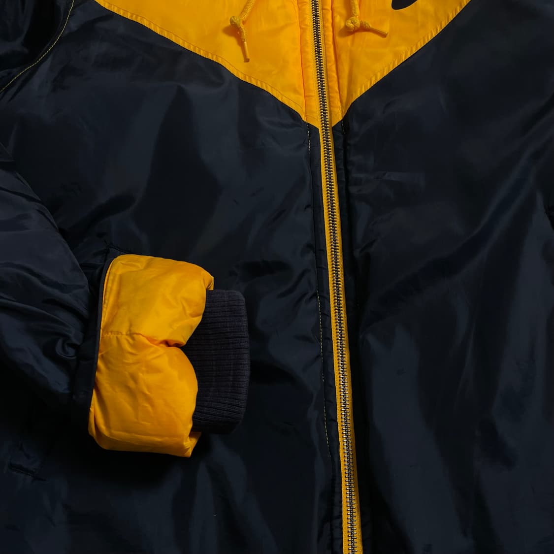 나이키 윈드러너 올드스쿨 러닝 점퍼 자켓o 4073 상품이미지4