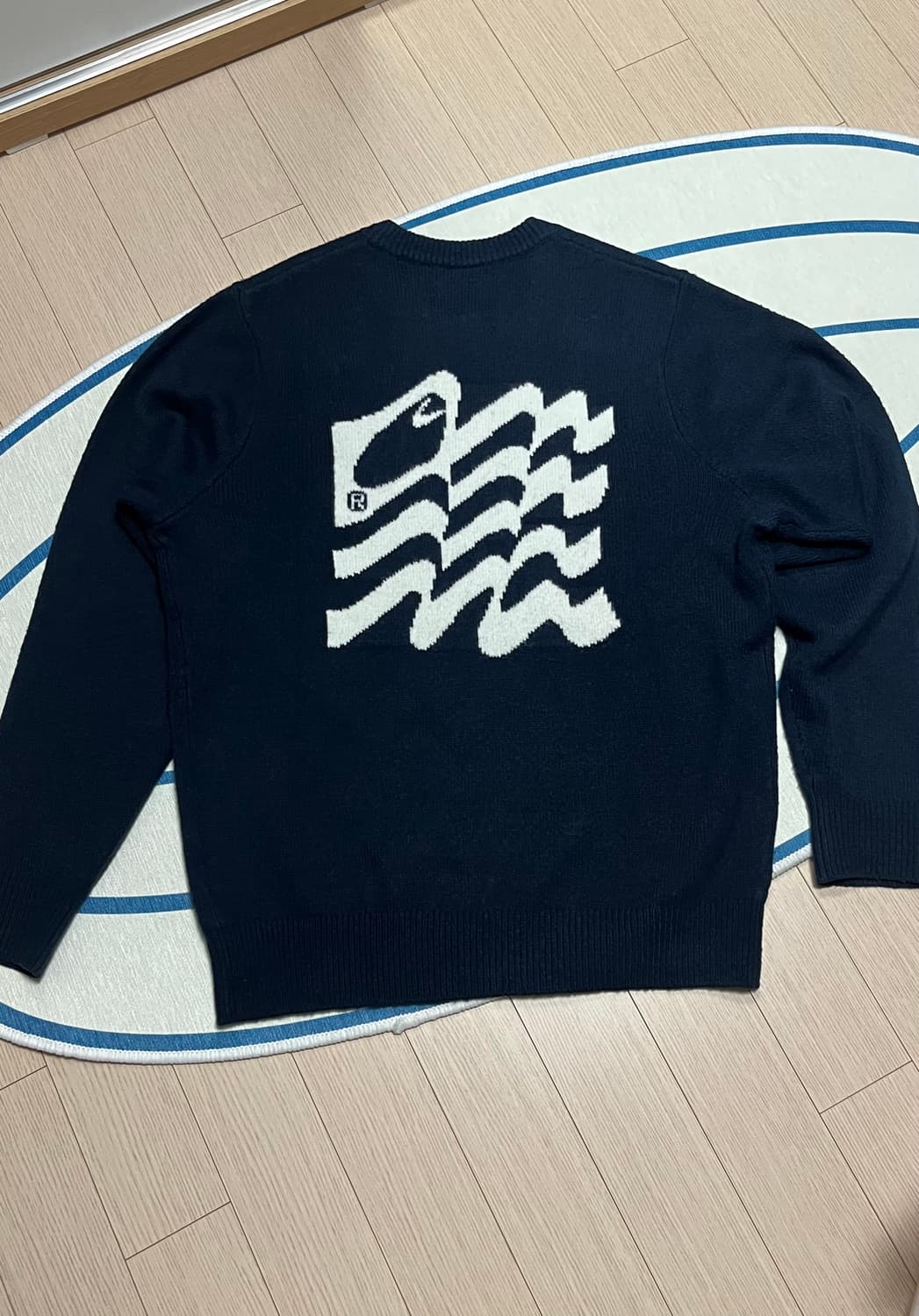 칼하트 WIP WAVY STATE SWEATER 딥 네이비 상품이미지1