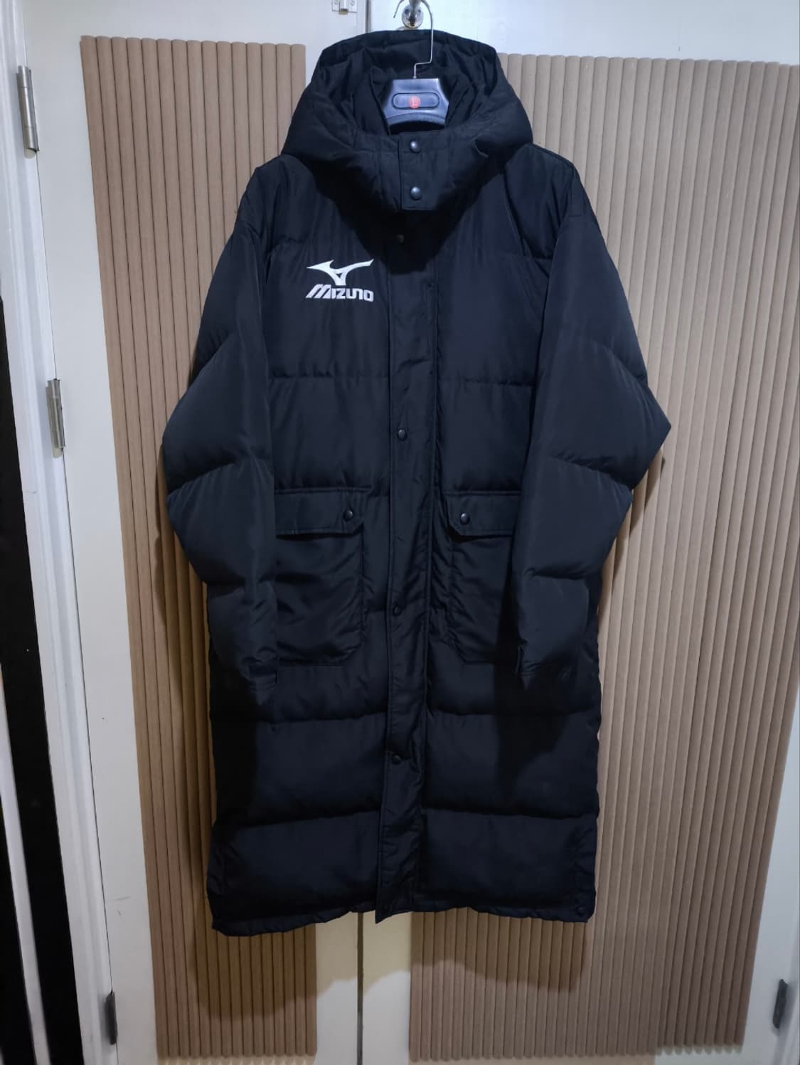 오버핏 미즈노 다운 롱 패딩 벤치파카 상품이미지1