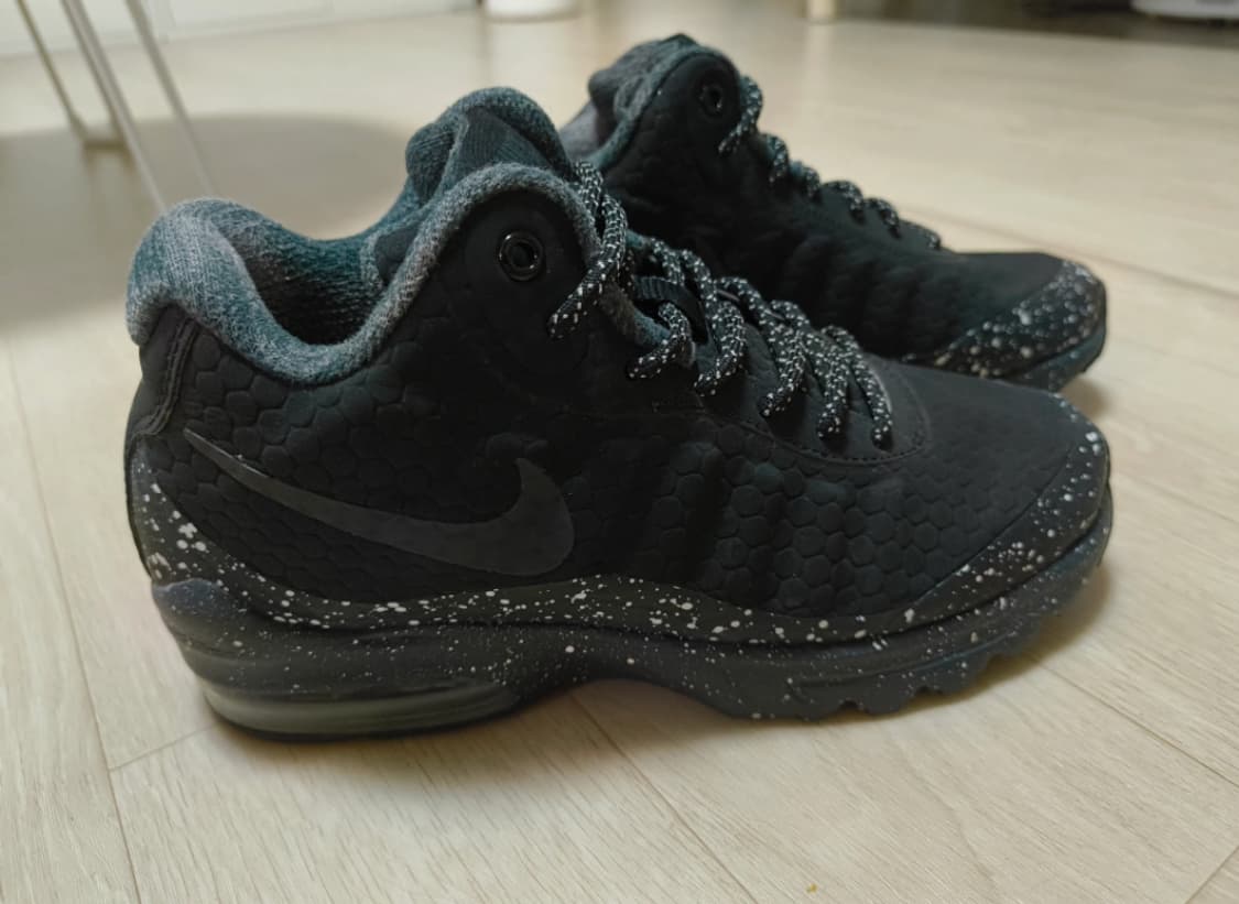 나이키 에어맥스 인비고 미드 상품이미지3