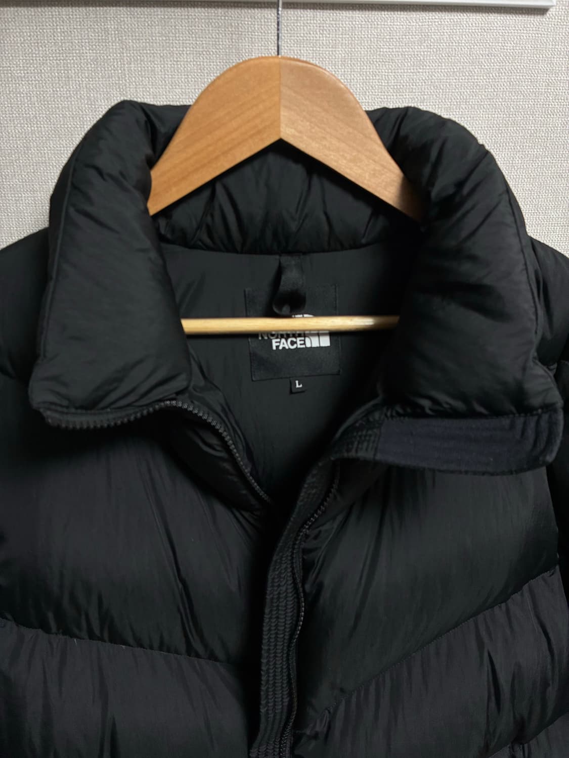 노스페이스 어센트 블랙 컬러 패딩 L사이즈 일본판 판매 상품이미지6