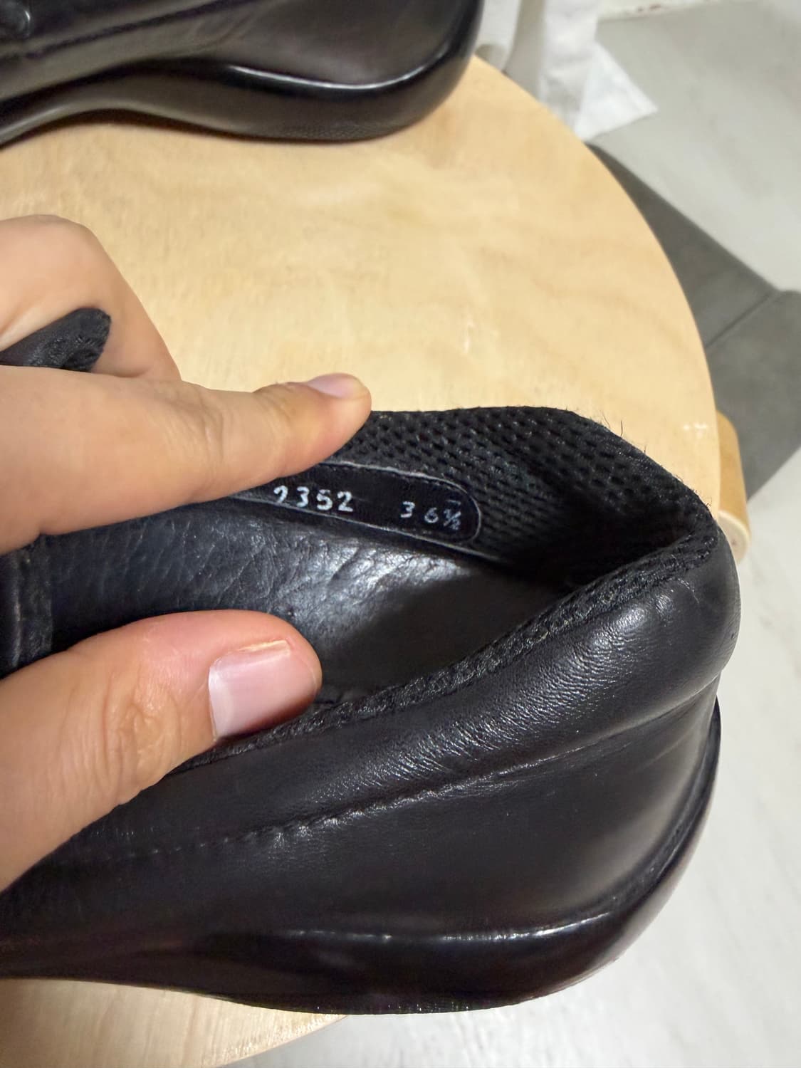 프라다 빈티지 스트링 로퍼 상품이미지6