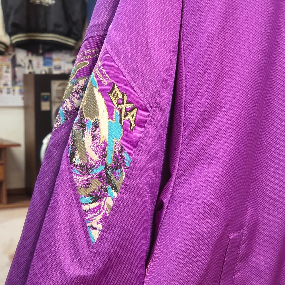 JPN 아식스 레이싱 봄버 점퍼 상품이미지3