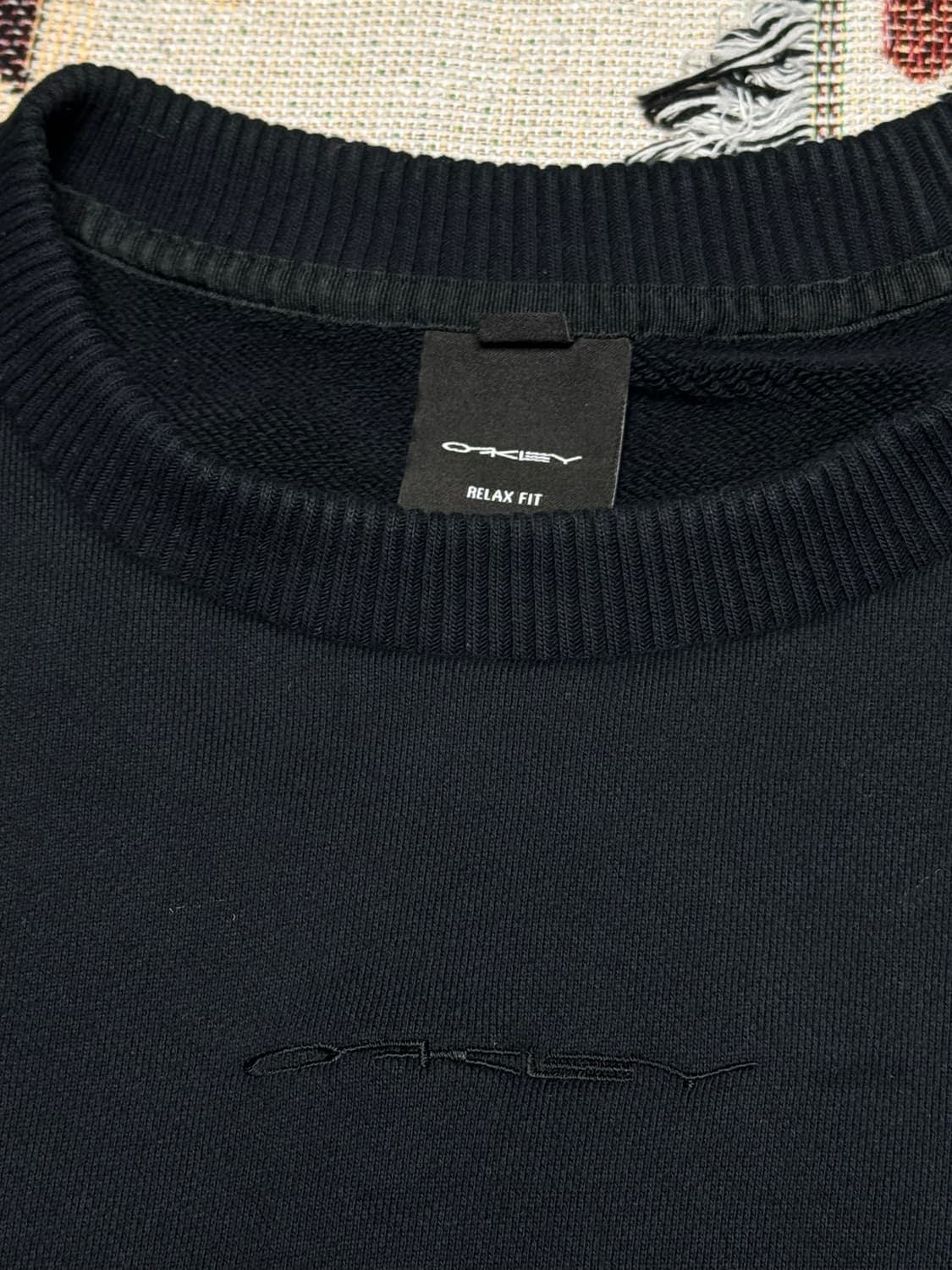 오클리 릴렉스핏 맨투맨 상품이미지2